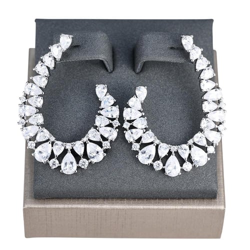 حلق زركون فضي من ماركة فايلت