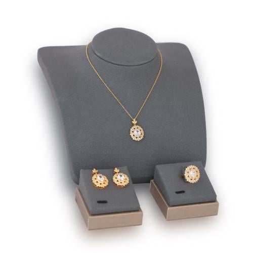 نص طقم زركون ذهبي من فايلت