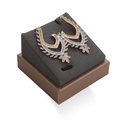 حلق زركون مكس من ماركة فايلت