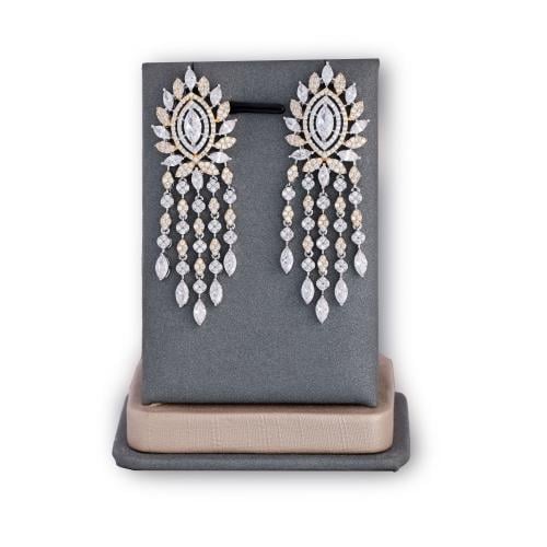 حلق زركون مكس من ماركة فايلت