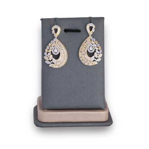 حلق زركون مكس من ماركة فايلت