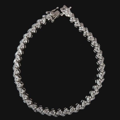 اسورة فضة نسائية