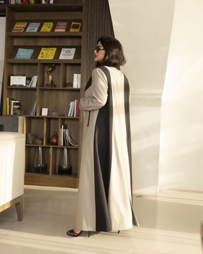 عبايه بليزر كتان 137#