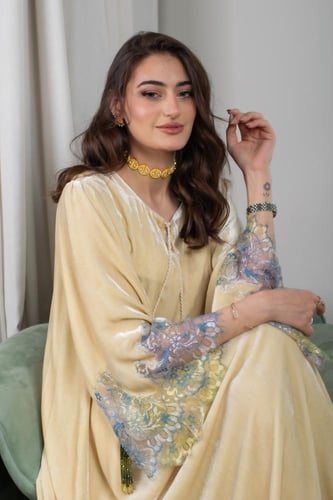 جلابيه مخمل حرير ودانتيل 236#