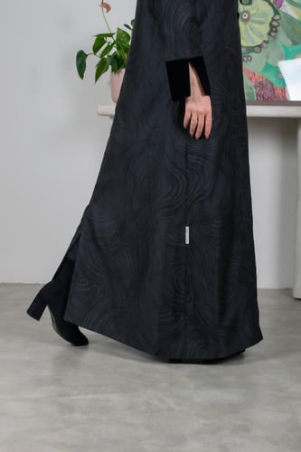 عبايه تفتا جاكار ومخمل 233#