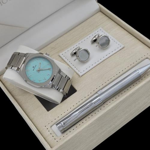 عرض طقم رجالي