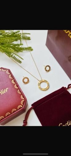 طقم اكسسوار مع ملحقات الماركه