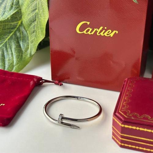 اسواره مع ملحقات الماركه