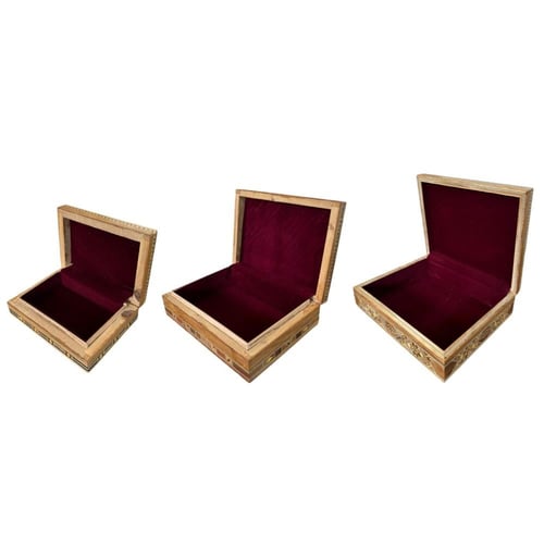 صندوق (سيفين ونخلة)