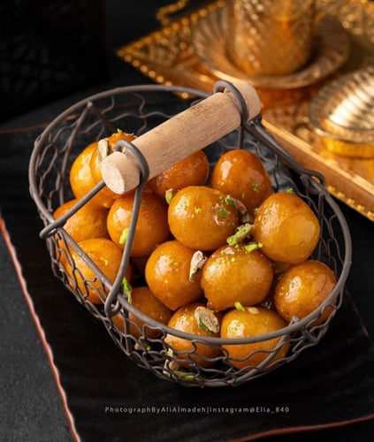 سلة ريتو بمقبض خشبي