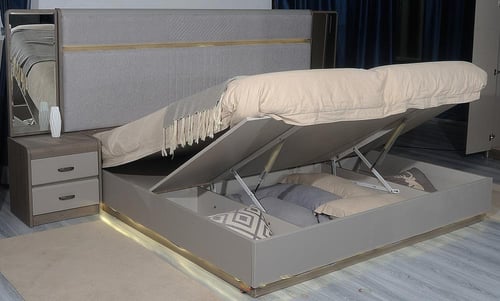 غرفة نوم إيلارا