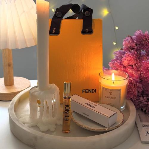 10 عطور فندي فيروزا اصلي ٧.٥ مل بخاخ مع الأكياس