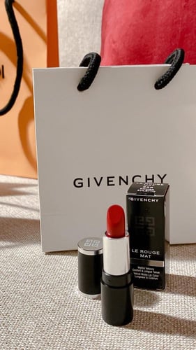 10 أرواج جيفنشي صغيره لون احمر أصلي (الكيس طباعه)