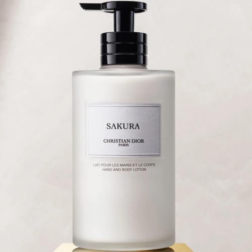 Dior Moisturizing Lotion 350ml- لوشن ديور sakura