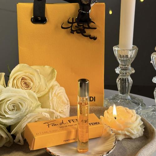 10 عطور فندي اصلي ٧.٥ مل بخاخ مع الأكياس اصلي