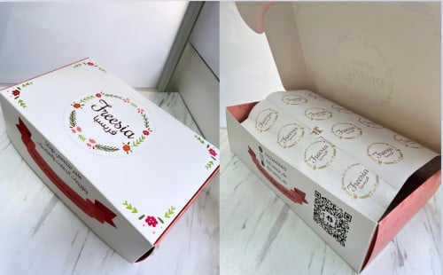 بوكس هديه فارغ مع كتابه رساله اهداء