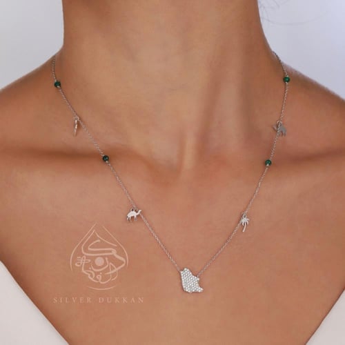 سلسله الفخر والاعتزاز "روح الوطن" ابيض مع احجار ال...