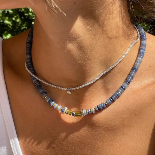 عقد سانتوريني بالأحجار الطبيعية