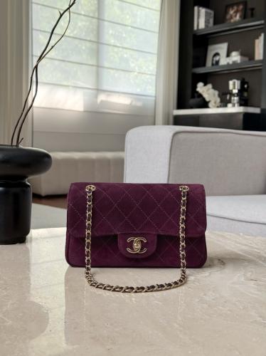 MAXI FLAP BAG Suede Calfskin & Gold Metal