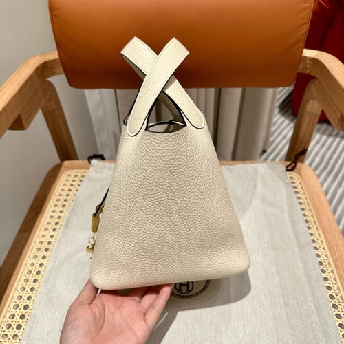 Hermès Picotin Lock 18