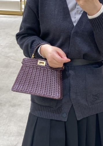 Peekaboo ISeeU Petite