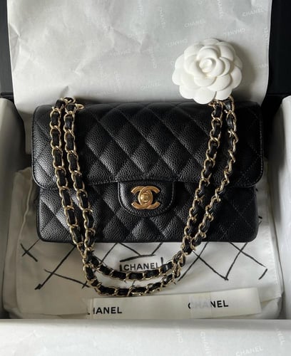 Chanel Caviar Leather Classic Flap Bag – Small Siz...