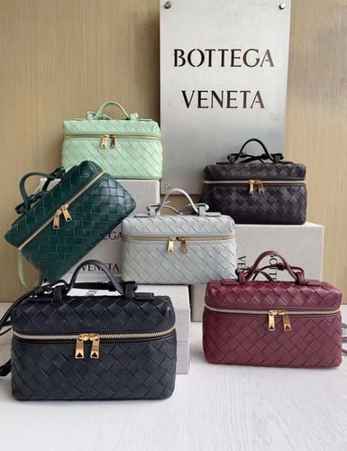 Bang Bang Vanity Case