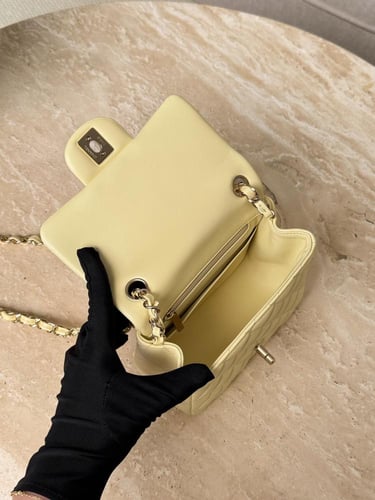 MiNI CLASSIC HANDBAG