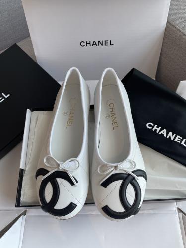THE CHANEL COCO BEACH 2026 COLLECTION BALLET FLATS Lambskin