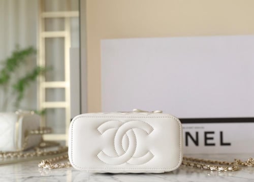 chanel top handle bag