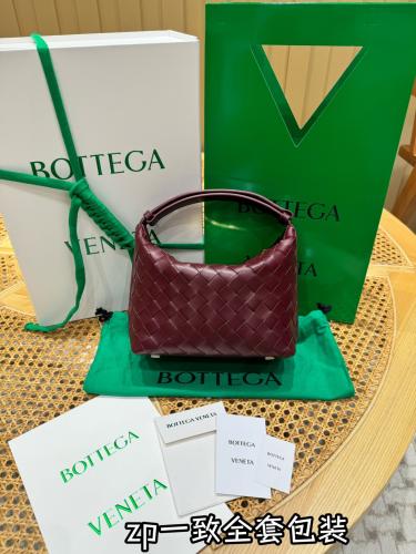 BOTTEGA VENETA Mini Wallace