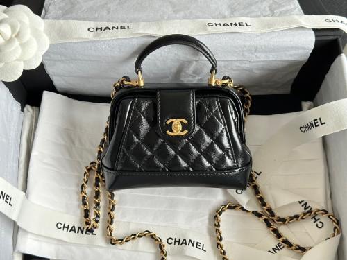 FLAP BAG WITH TOP HANDLE