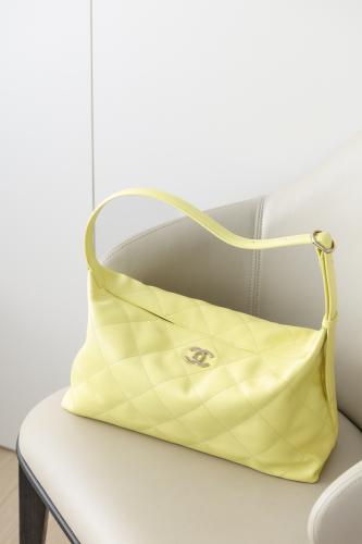 LARGE HOBO BAG Shiny Lambskin & Gold-Tone Metal Light Yellow
