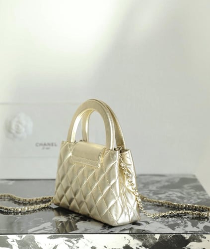 chanel kelly bag