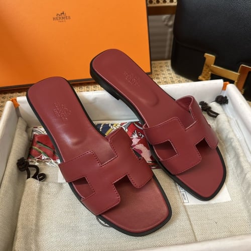 Oran sandal