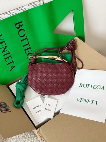 bottega veneta