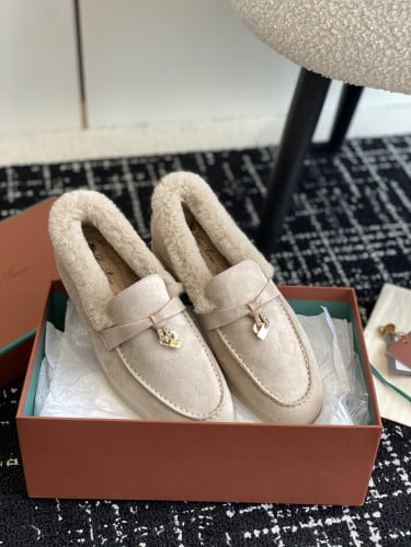 Summer Charms Walk Loafers
