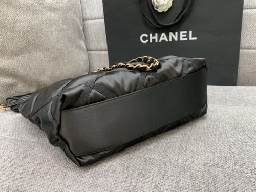 chanel tote bag