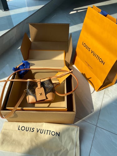 LV BAG