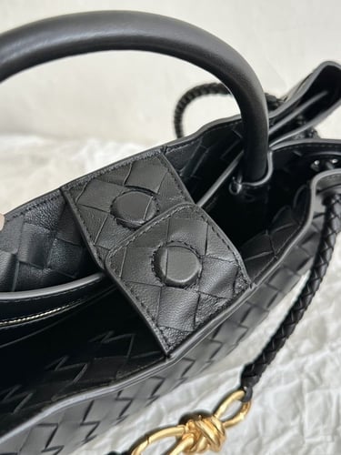 BOTTEGA VENETA Black Small Andiamo Bag