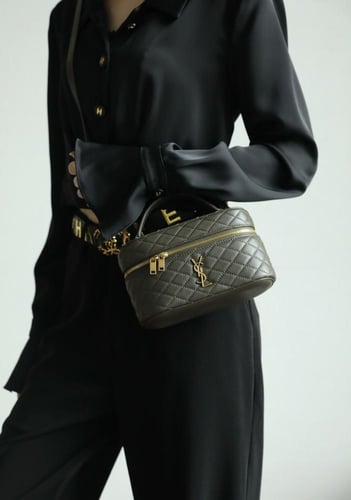 GABY VANITY BAG IN LAMBSKIN