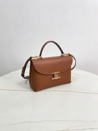 MEDIUM NINO BAG IN SUPPLE GRAINED CALFSKIN