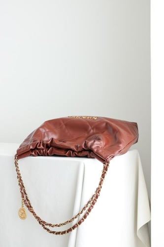 chanel tote medium bag