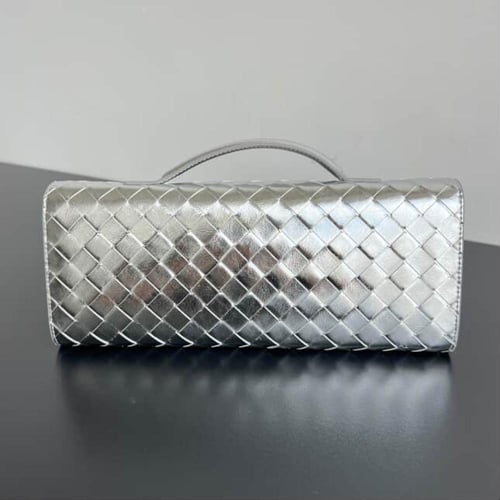 Andiamo Clutch