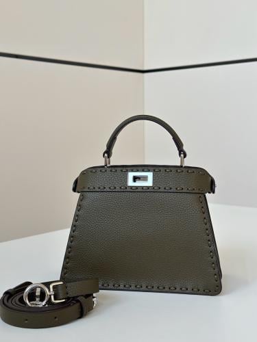 Peekaboo ISeeU Petite