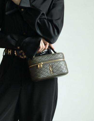 GABY VANITY BAG IN LAMBSKIN