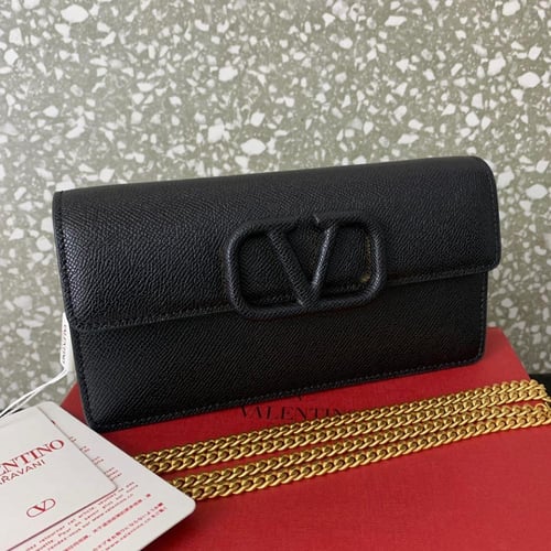 VALENTINO GARAVANI VLogo Signature Chain Wallet