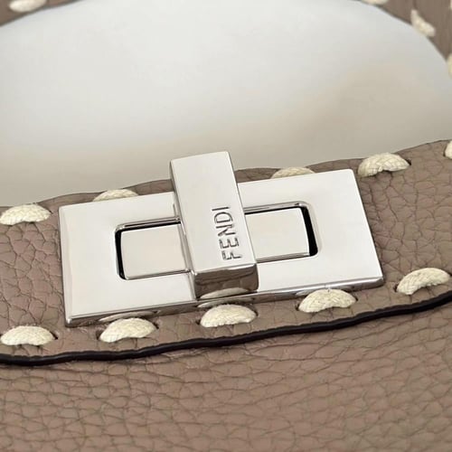 Peekaboo ISeeU Small