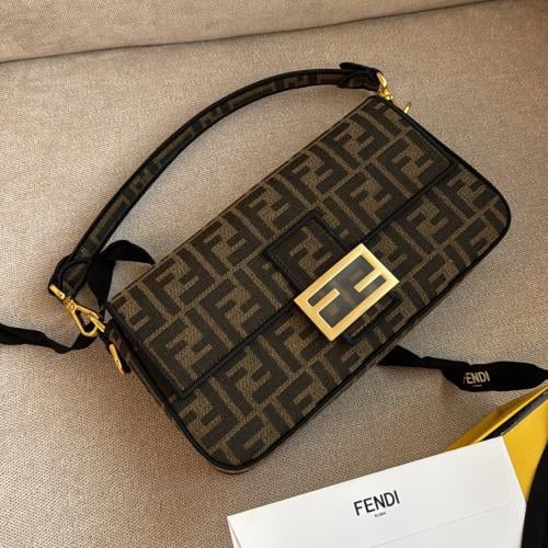 fendi baguette - استلام فوري