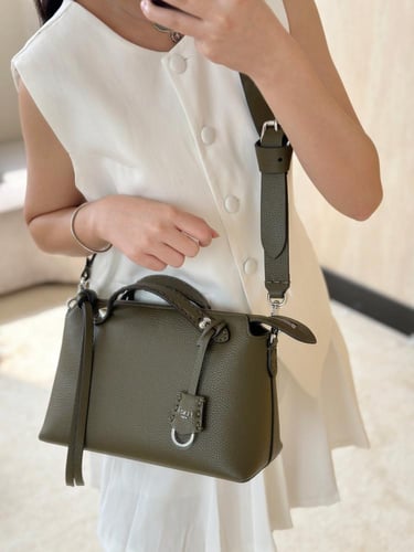 By The Way Selleria Medium